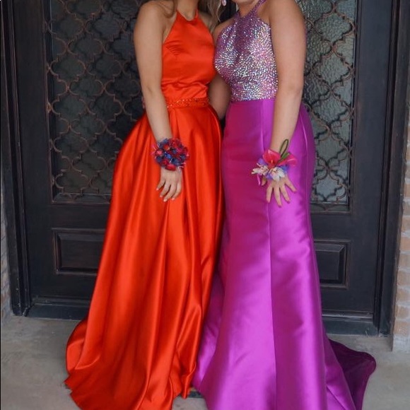 Prom dress - Picture 4 of 5